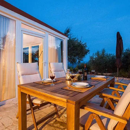 Villa Zlatni San - Couples Favorite Gem - Private Pool