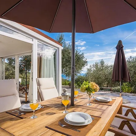 Villa Zlatni San - Couples Favorite Gem - Private Pool